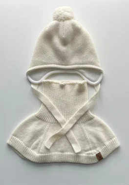 Зимний комплект шапка с манишкой, Экрю