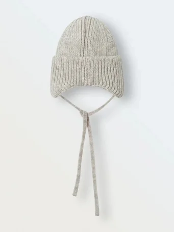 Вязаная шапочка на завязках, Светло-бежевый
