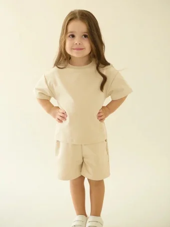 Комплект футболка и шорты, Топлёное молоко