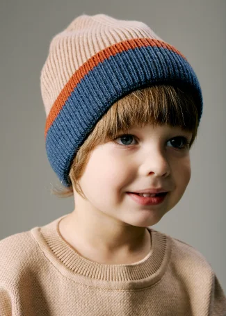 Шапка вязаная с отворотом, Тёплый беж + джинс