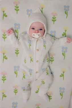 Мягкий вязаный плед Simple, Цветочные мечты