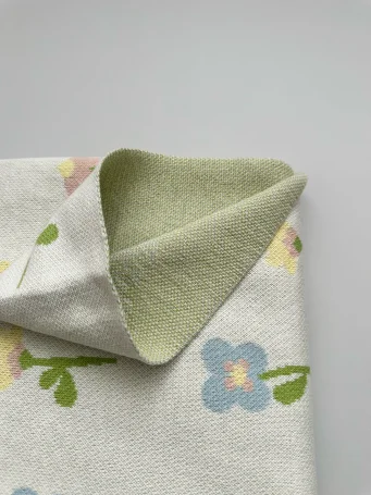 Мягкий вязаный плед Simple, Цветочные мечты