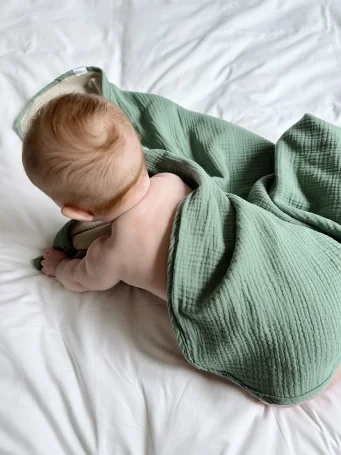 Двусторонний муслиновый плед Babyshowroom, Шалфей/бежевый