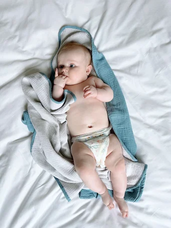 Двусторонний муслиновый плед Babyshowroom, Голубой/топлёное молоко