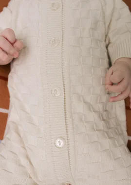 Песочник вязаный клетка (молочный)