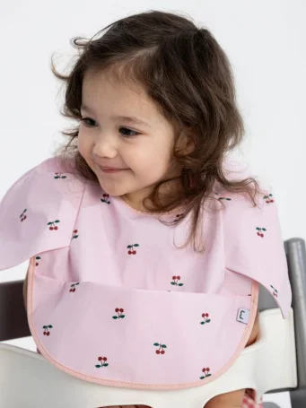 Нагрудник детский непромокаемый (cherry) 