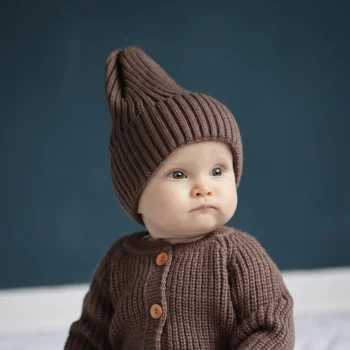 Вязаная шапочка "Тыковка" Woolly, Кофе