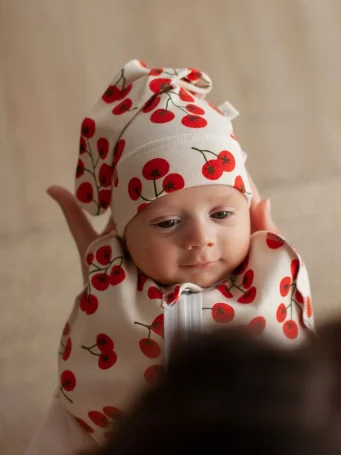 Шапочка Mjölk Cherry Tomatoes