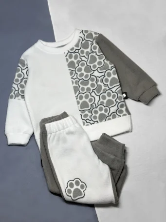 Флисовый костюм, Лапки