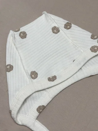 Чепчик швы наружу Рубчик RinaAmari Лапки, Экрю