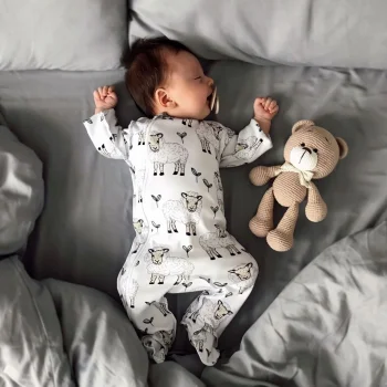 Комбинезон Mjölk Sleep and Play Basic Овечки, швы наружу